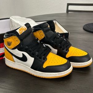 Nike Shoes Air Jordan 1 Retro High OG “Yellow Toe/Taxi” 2024 Y6.5